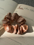 Load image into Gallery viewer, Scrunchie 8cm