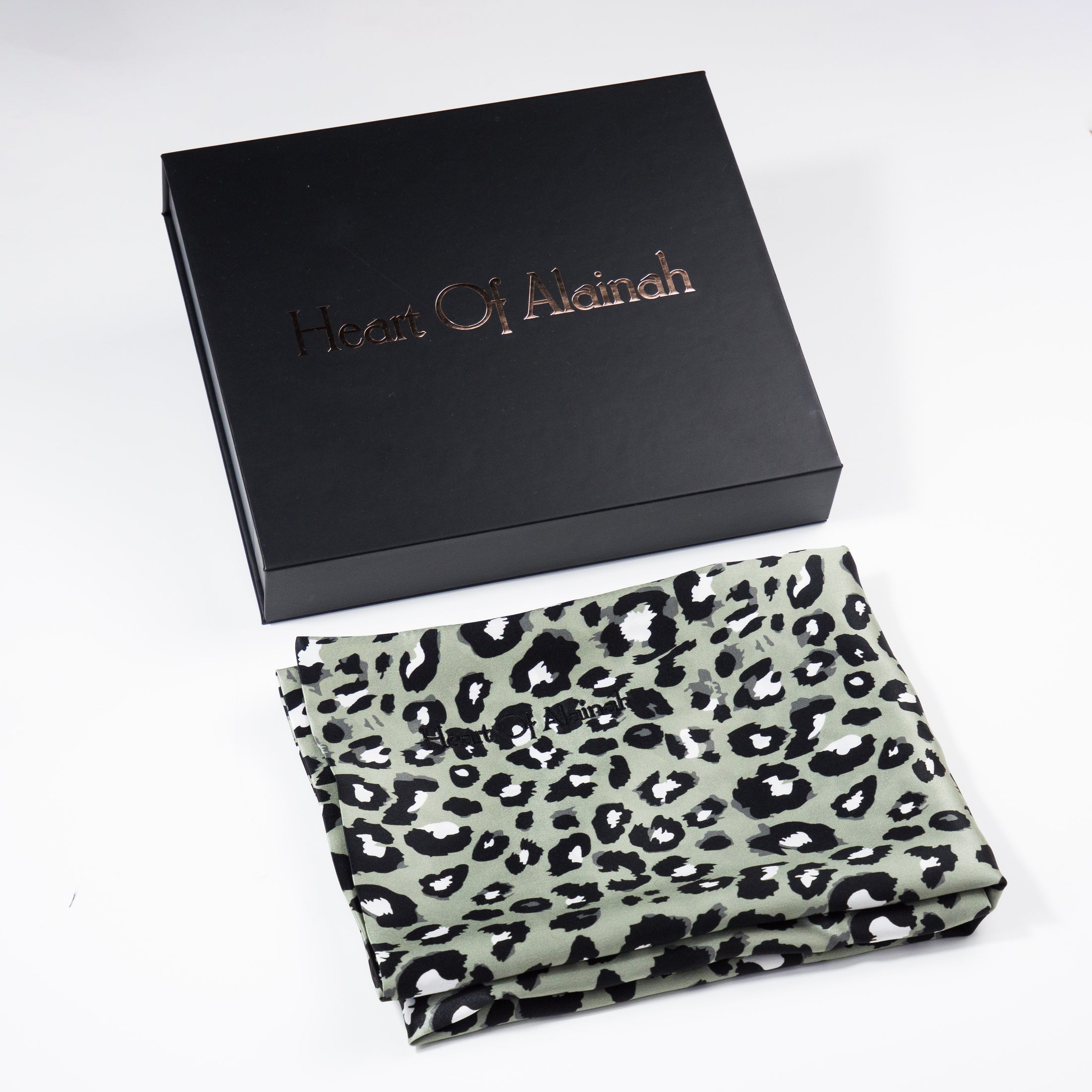KAKA pillowcase