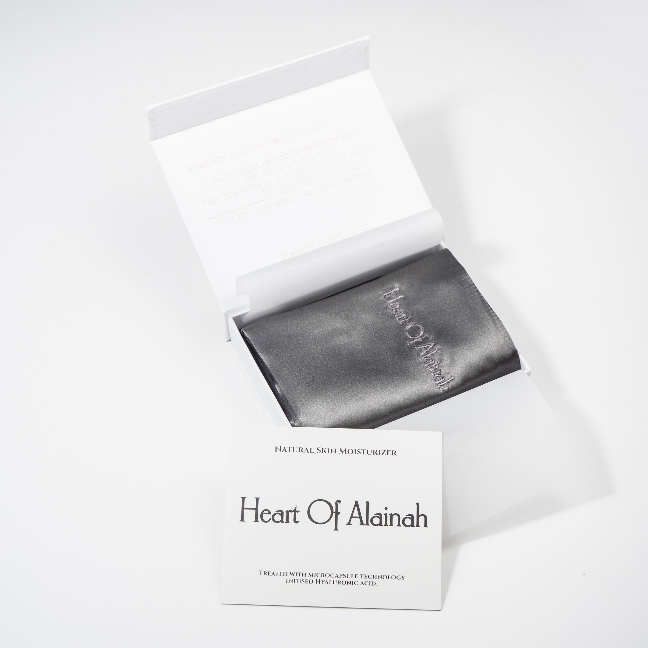 Hyaluronic acid pillowcase